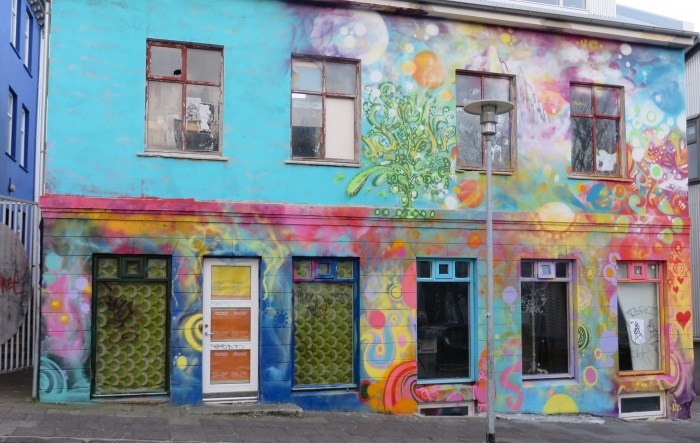 Building art in central Reykjavík